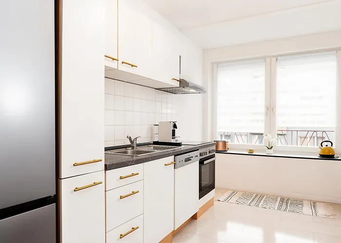 Smart - - Perfect For 5 Guests! - Balcony - Netflix - Free Parking Zone * Essen